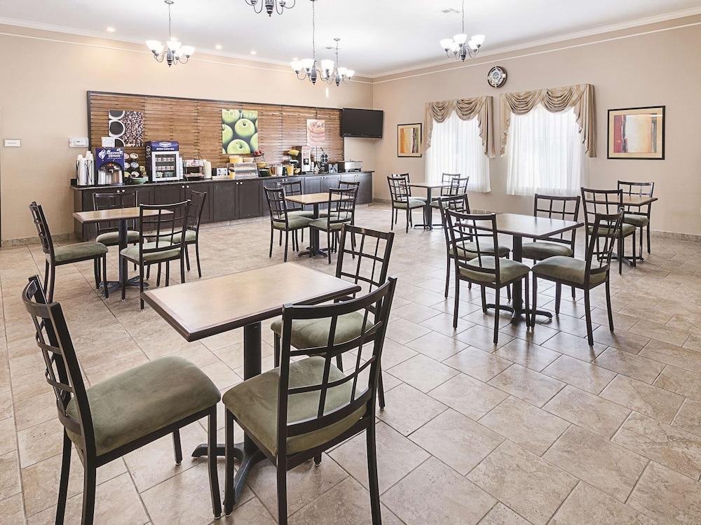 מלון La Quinta By Wyndham וואקסהאצ'י מראה חיצוני תמונה